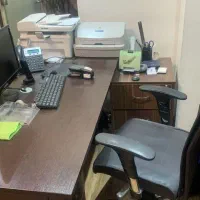 میز و صندلی و فایل ۳ کشو