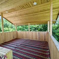 کلبه دیارا|اجارهٔ کوتاه‌مدت ویلا و باغ|شاندرمن, |دیوار