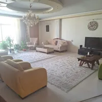آپارتمان تک واحدی دو طرف نور ۱۸۰ متر خانه اصفهان