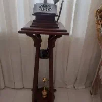 تلفن ایستاده چوبی
