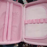 جامدادی لبو بو نو ولی چند چاش رنگ داره ولی نو است|لوازم التحریر|قم, شاد قلی|دیوار