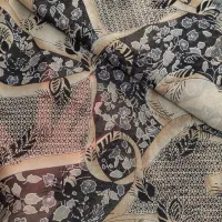 چادر رنگی دوخته|لباس|شاهین‌شهر, مسکن مهر|دیوار