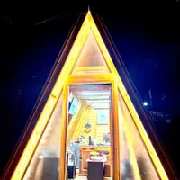 مغازه ۱۵متری در جزیره