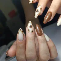 دستیار ناخن