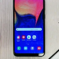 گوشی A10 درحد نو با حافظه ۳۲ گیگابایت