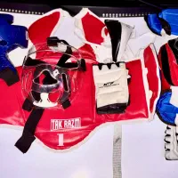 لوازم تکواندوکامل با کلاه اصلی همراه میت