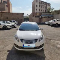 جک J4 سفید 1404 ، مشابه صفر