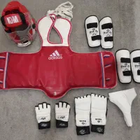 لباس مبارزه تکواندو