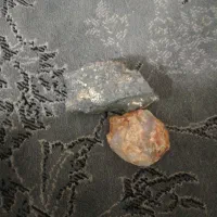 سنگ قیمتی و طلای ابلهان|کلکسیون اشیاء عتیقه|مهریز, |دیوار