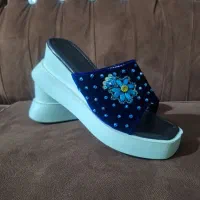 صندل|کیف، کفش، کمربند|لردگان, |دیوار