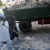 حمل نخاله ساختمانی سنگ خاک با کارگر ماسه|خدمات حمل و نقل|بندرعباس, |دیوار