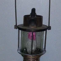 چراغ زنبوری نفتی