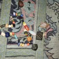 فروش تعدادی مهره ومهرنشان وسنگ نشان کهنه