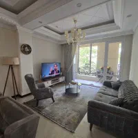 یک خانم ترجیحاً مجرد‌ برای امور منزل(درآمد بالا)