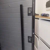 کلید سازی و درب برقی طلاییه