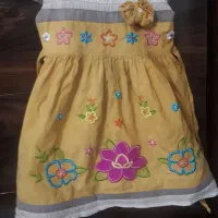 پیراهن دخترانه