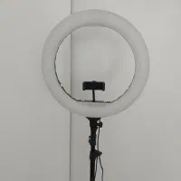 رینگ لایت|دوربین عکاسی و فیلم‌برداری|تهران, جوانمردان (اندیشه)|دیوار