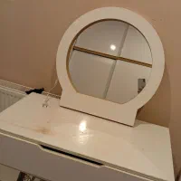 میز آرایش سلفون کاری شده و کاملا نو