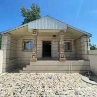 ۱۰۰ متر ویلا شهرکی بر خیابان اصلی