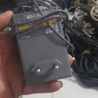 تعداد محدودی آداپتور و سیم تبدیل و  لوازم کامپیوتر