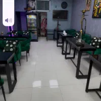 کارگر ساده کافه صبحانه و قلیون