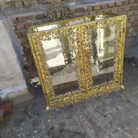 آینه و شمعدان و بوفه