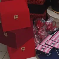 تعداد پنج تا جعبه چوبی صندوقچه ای