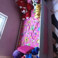 تخت و کمد کودک