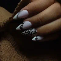 نیازمند ناخنکار