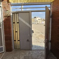 طبقه هم کف از دو طبقه راه جدا امکانات کامل|فروش آپارتمان|اصفهان, سودان|دیوار