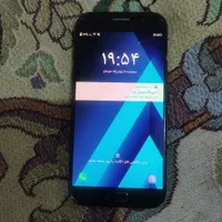 سامسونگ Galaxy A5 (2017) با حافظهٔ ۳۲ گیگابایت