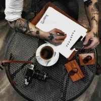 مدل برای عکاسی (خانم / تسویه روزانه )