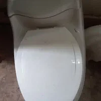 توالت فرنگی و روشویی