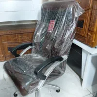 میز کد ۶۵۳۴۸۹ صندلی تجهیزات کامل اداری کد ۷۹۰