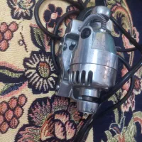 ماساژر‌ قدیمی‌ وعطر‌ پاش