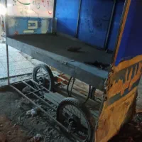 گاری فلافلی بزرگ و تمیز