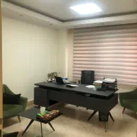 70 متر واحد اداری بر بلوار امام لواسان