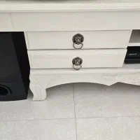 میز تی وی کنسولی سفید