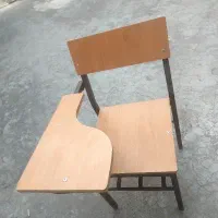 صندلی مدرسه