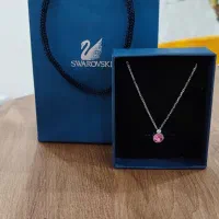 پلاک و زنجیر نقره سواروسکی مناسب روز مادر