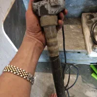 دریل لرزشی برای بتون