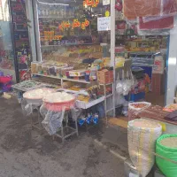 فروشنده فروشگاه مواد غذایی