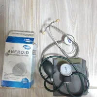 فشار سنج پزشکی در حد نو  کاملا سالم