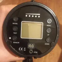 فلاش پرتابل نایس فتو ۶۸۰|دوربین عکاسی و فیلم‌برداری|آستارا, |دیوار