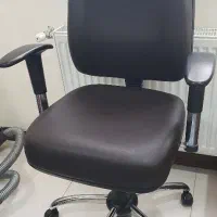 فروش صندلی راحتی جهت مطالعه و طبی بدون استفاده