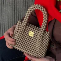 کیف مرواریدی