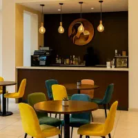 رهن و اجاره  کافی‌شاپ باشگاه  بانوان