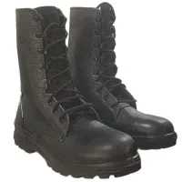 پوتین کاملا نو حتی یکبار هم پا نخورده