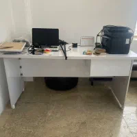 میز اداری یا مدیریت