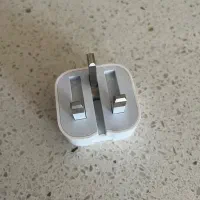 آداپتور اصلی اپل ۱۰ وات|لوازم جانبی موبایل و تبلت|تهران, قزل قلعه|دیوار